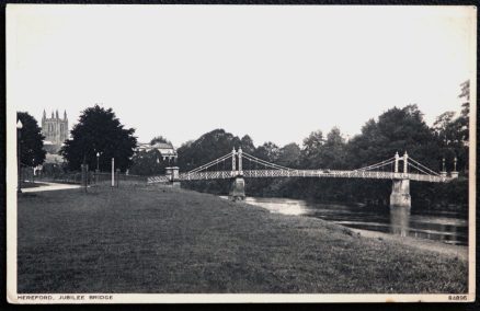 Hereford Postcard Vintage  Jubilee Bridge