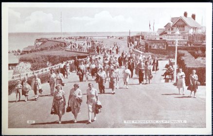 Cliftonville Promenade Postcard Paragon Series