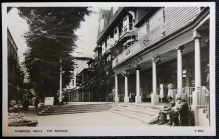 Tunbridge Wells Postcard Kent The Pantiles Real Photo LOCAL PUBLISHER