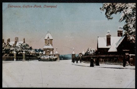 Liverpool Vintage Postcard Entrance To Sefton Park