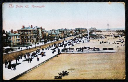 Great Yarmouth the Drive Collectable Publisher Bliss Series 200958 1906  Vintage Postcard