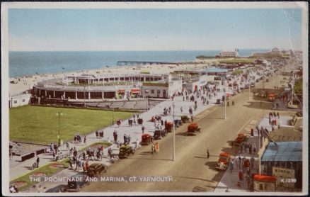 Great Yarmouth the Promenade Marina Collectable Publisher Valentine's Series  1955  Vintage Postcard