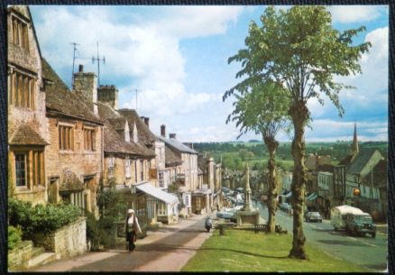 Burford Postcard Oxon War Memorial High Street Oxfordshire