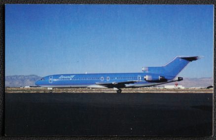 Braniff  Boeing 727-227 Postcard