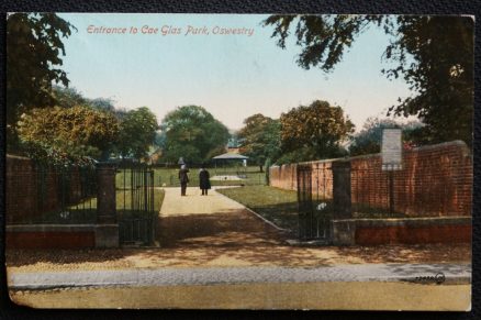 Oswestry Shropshire Vintage Postcard 1918/19 Cae Glas Park