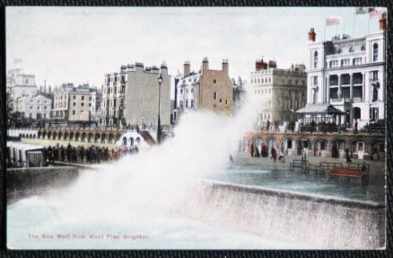 Brighton Sussex Vintage Postcard Sea Wall LOCAL PUBLISHER