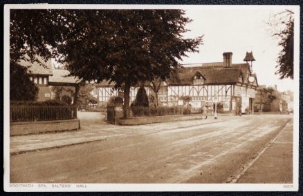 Droitwitch  Spa Postcard Salters Hill Vintage