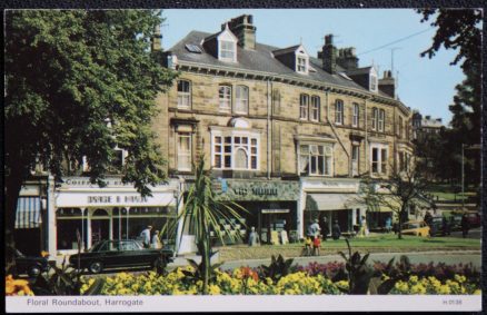 Harrogate Postcard Yorks Floral Roundabout