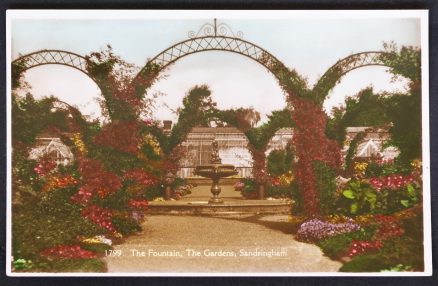 Sandringham Gardens Nene Series Postcard