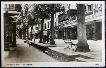 Tunbridge Wells Pantiles Local Publisher Postcard