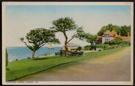 Princess Green IOW Nigh Vintage Postcard