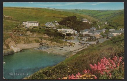 Port Gaverne Cornwall Postcard