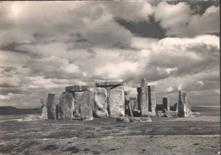 Stonehenge Ministry Of Works Postcard